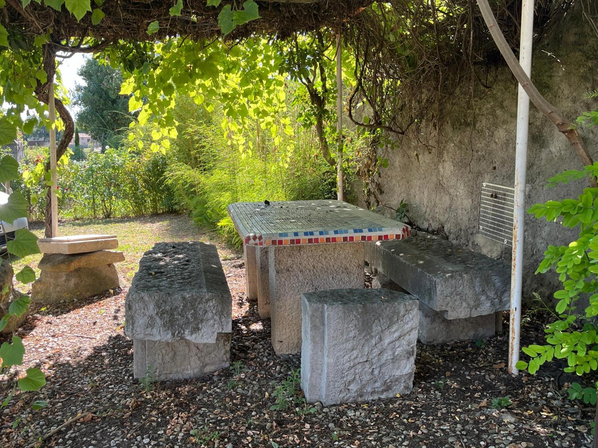 La Bergerie Domessargues Exterior foto